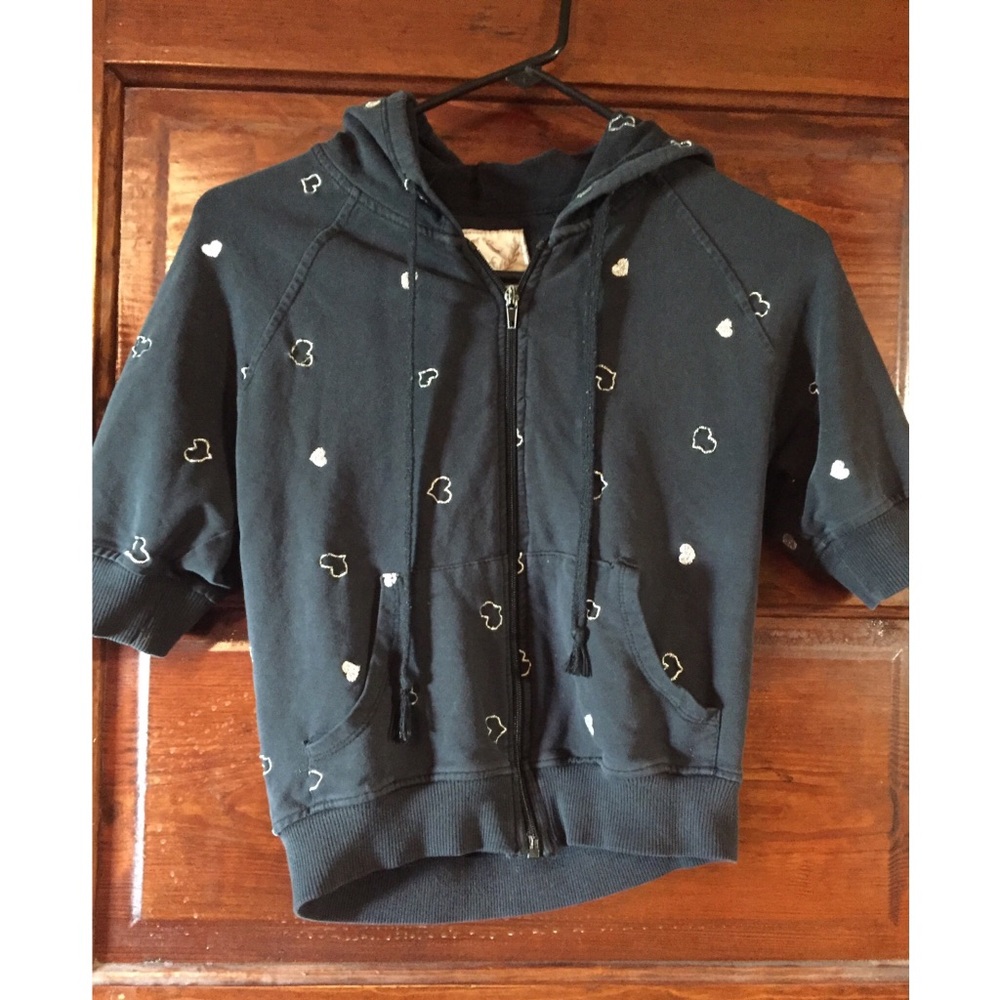 Cropped Heart Print Hoodie